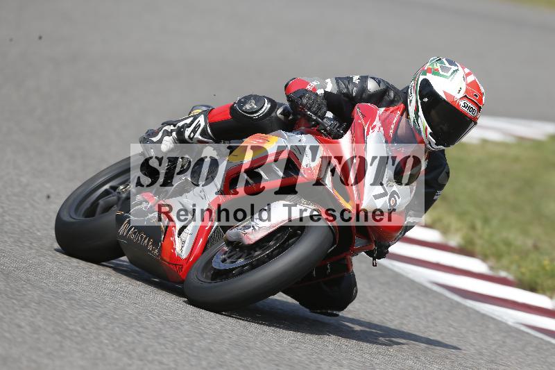 /Archiv-2025/49 26.08.2025 Cornu Master School ADR/rot-rouge/76